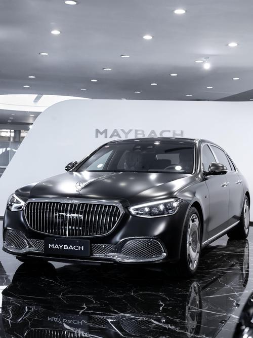 佛山313岚图汽车的售后服务让用户无忧出行，迈巴赫未来的豪华车趋势